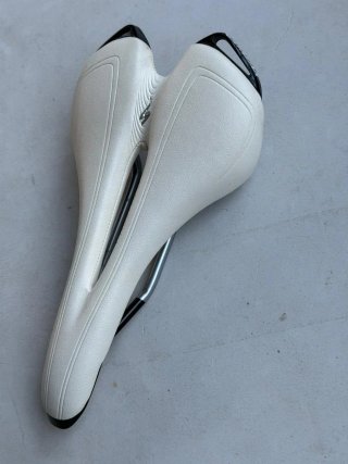Sedile Specialized Toupe + carbonio vuoto cr-mo