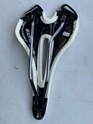 Sedile Specialized Toupe + carbonio vuoto cr-mo