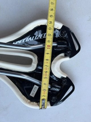 Sedile Specialized Toupe + carbonio vuoto cr-mo