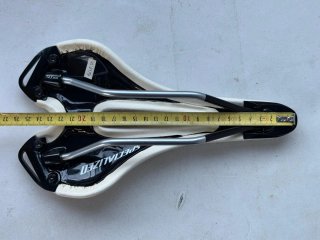Sedile Specialized Toupe + carbonio vuoto cr-mo