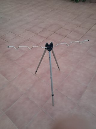 6 Cañas de pesca telescópicas y feeder(+tripode)