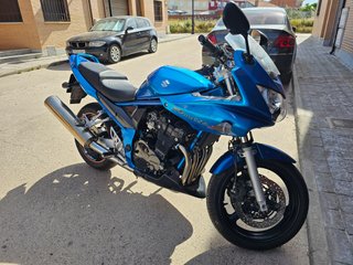 Suzuki GSF 650S Bandit azul