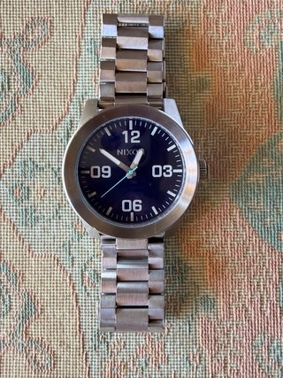 Reloj Nixon Corporal SS Azul y Plateado