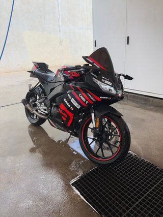 Aprilia rs 125 replica