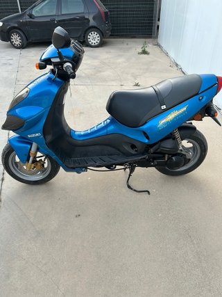 Suzuki Zillion LC 49cc Scooter Azul