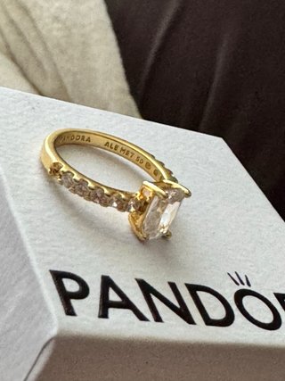 Anillo Pandora Talla 50 diametro del dedo 16mm