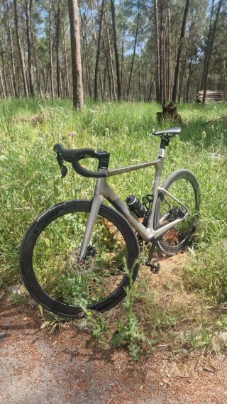Bicicleta Aero Carbono