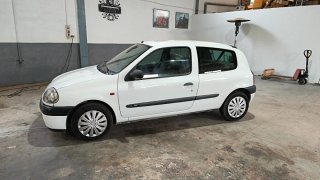 Renault Clio 2001