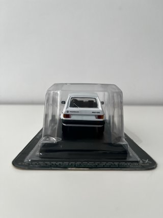 Volkswagen Golf GTI 1:43 Sin Abrir