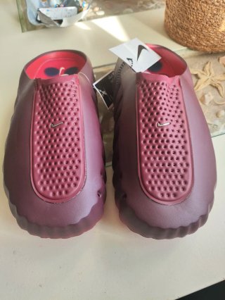 Nike Mind 001