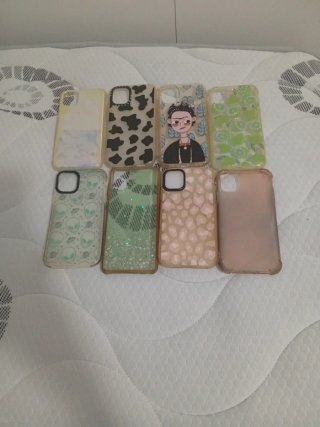 Lote 8 fundas iPhone 13