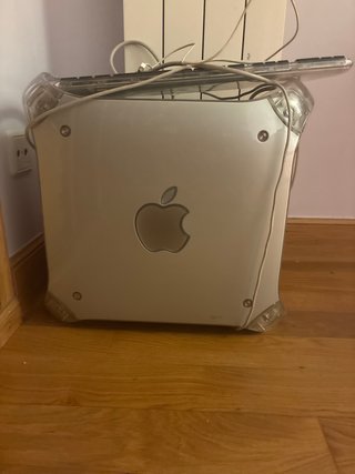 Apple Power Mac G4 Cube + Teclado original de Segunda mano por 135
