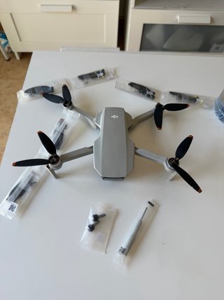 Dron DJI Mini 2 Fly More Combo + Accesorios
