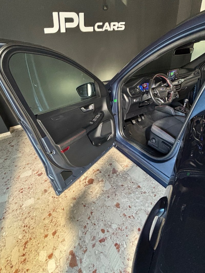 Ford Kuga ST-Line 1.5 EcoBoost 2022, foto 8