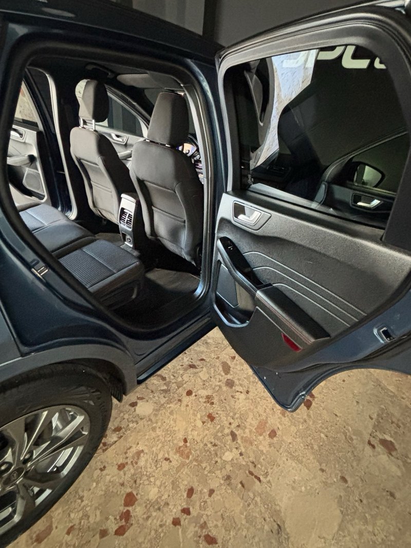 Ford Kuga ST-Line 1.5 EcoBoost 2022, foto 11