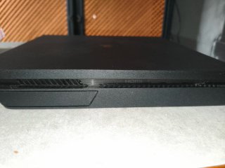 PS4 Slim 500GB Negra + Juegos