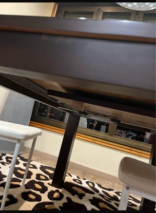 Mesa comedor extensible ,wengue maciza con cristal