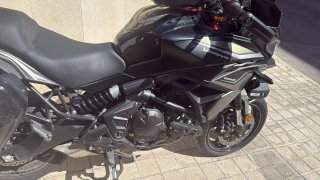 Kawasaki Versys A2 Oro/Gris