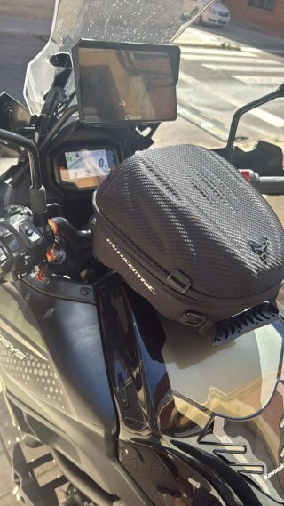 Kawasaki Versys A2 Oro/Gris