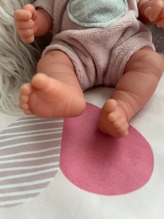 Muñeco bebé niña rosa con gorro gatito