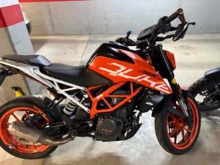 KTM 390 Duke Naranja y Negra