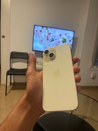 iPhone 15 Dorado/Amarillo 128gb 83%.