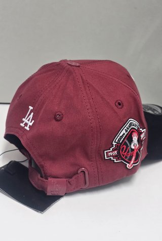 Gorra New Era LA Negra y Roja