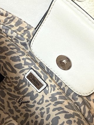 Bolso Guess blanco