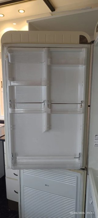 Nevera SMEG Beige