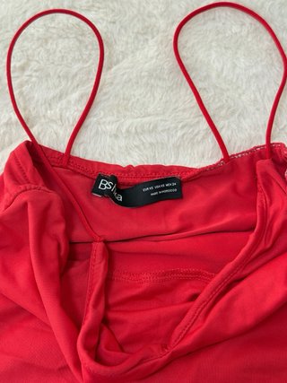 Body rojo tirantes finos