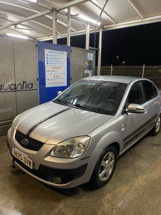 KIA Rio sedan 2006