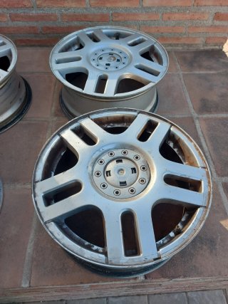 Llantas Golf 4