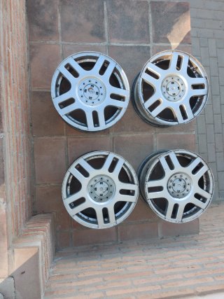 Llantas Golf 4