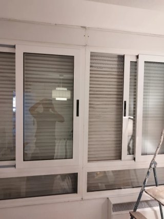 SE ARREGLAN PERSIANAS / SERVICIO DE MANITAS