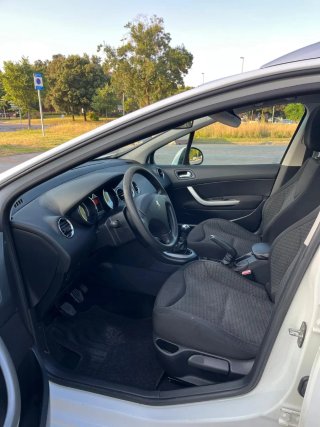 Peugeot 308 2012