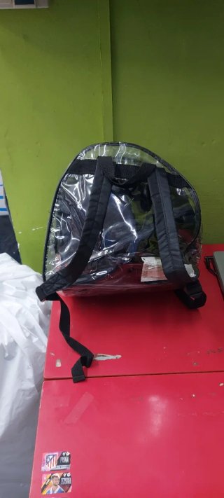 Patines en línea negros con protecciones