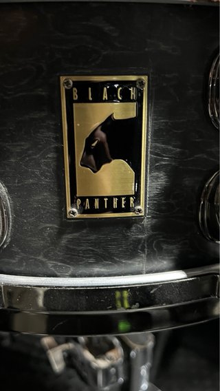 Caja Black Panther Premium 14” x 5’5”