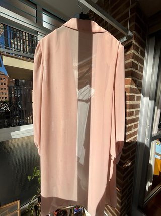 Sobrecamisa elegante rosa palo T44, ideal sobre