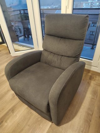 Sillón reclinable Jysk gris tela