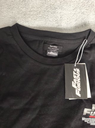 Camiseta Bershka Negra Talla M