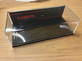 Caja exposición NSR