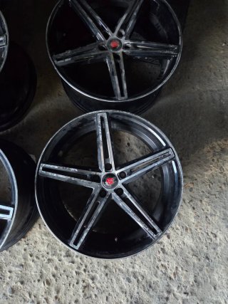 Llantas Axe 20"