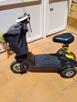 Patinete eléctrico con asiento