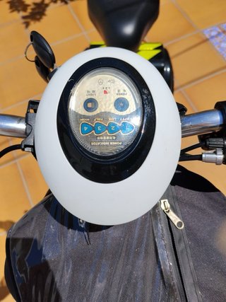 Patinete eléctrico con asiento