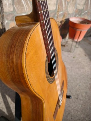 Guitarra Clásica José Ramírez