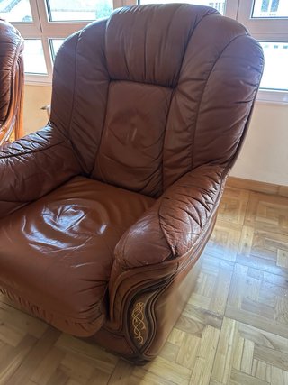 Divano e 2 poltrone con braccioli in pelle