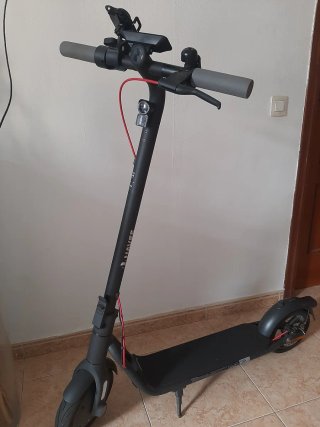 Patinete Eléctrico Navee V25i Pro + Soporte