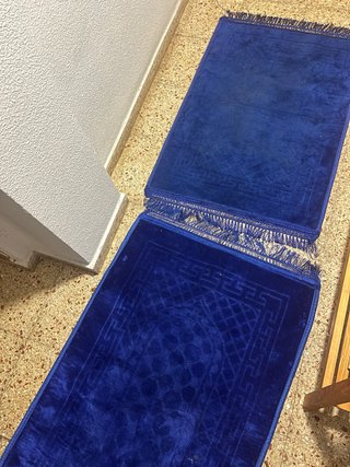 2 Alfombras de terciopelo azul