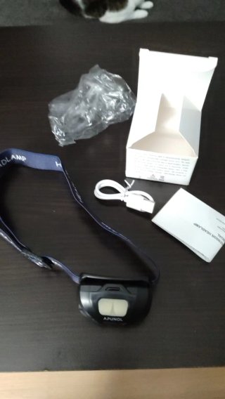 Linterna frontal LED recargable USB