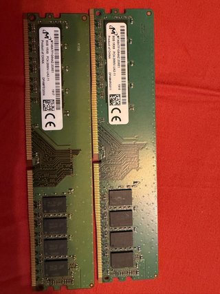 2x Módulos RAM Micron DDR4 8GB 2666MHz